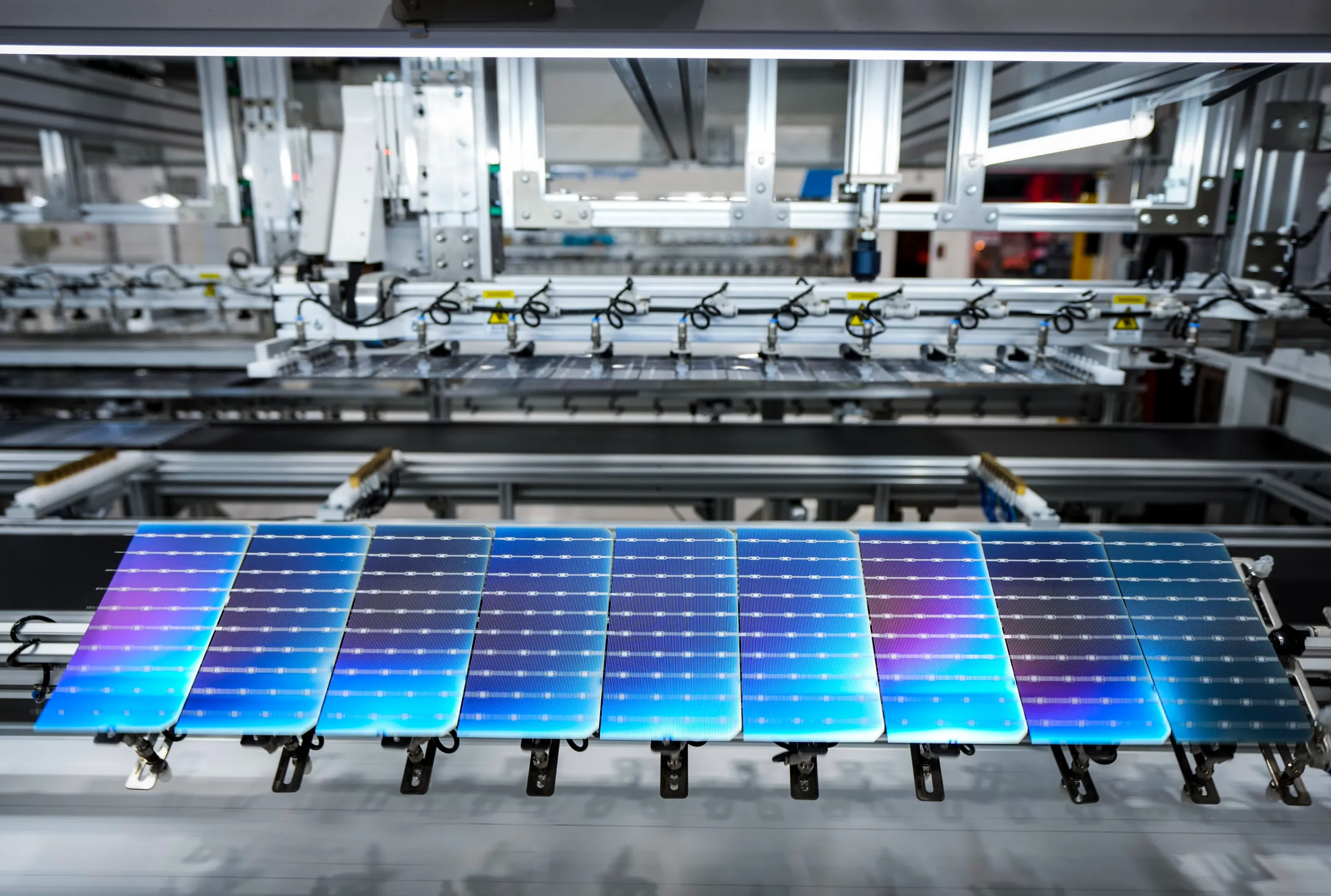 Solar panel production line, OEM foldable & flexible PV manufacturing workshop
